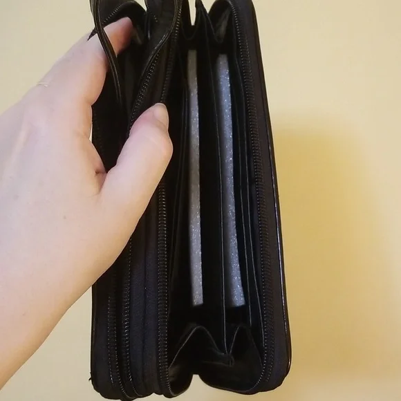 Zebra print sequin covered wallet NWT - Picture 3 of 4